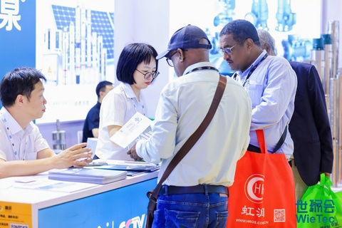 01WS6761_2065452304-rp3705827191-opq3705870734