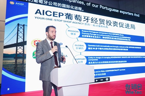 A56I6507_2065452304-rp3704274473-opq3704288904