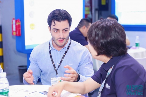 A56I6826_2065452304-rp3704391136-opq3704509302